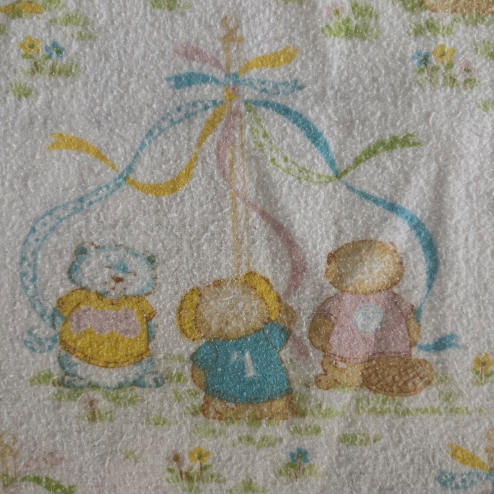 Vintage 80s Baby Blanket White Satin Ruffle Teddy Bear Penguin Maypole - Picture 4 of 6
